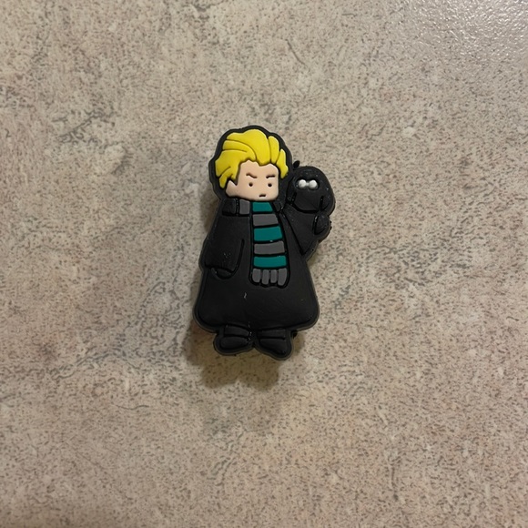 🌸5/$10 Draco Malfoy Jibbit / Shoe Charm - Picture 1 of 2